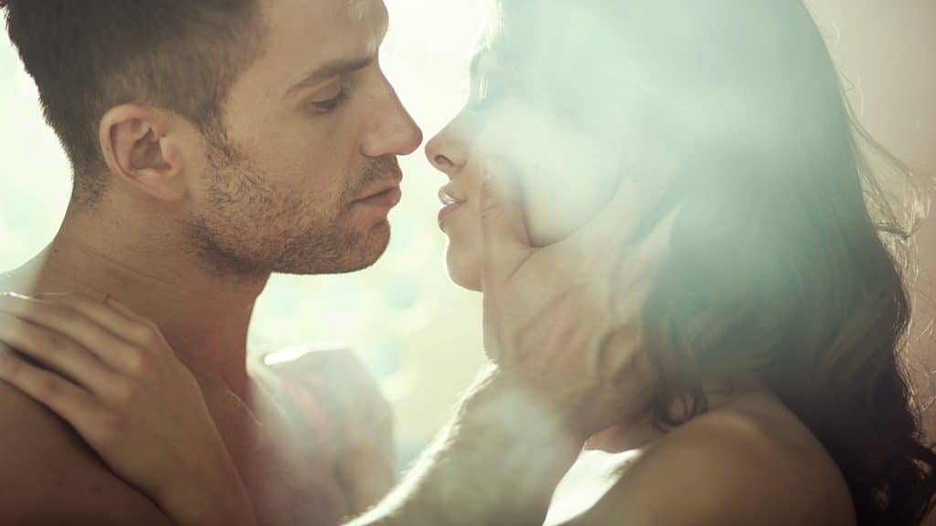 Sexual Compatibility: Taurus Man In Bed With An Aquarius Woman