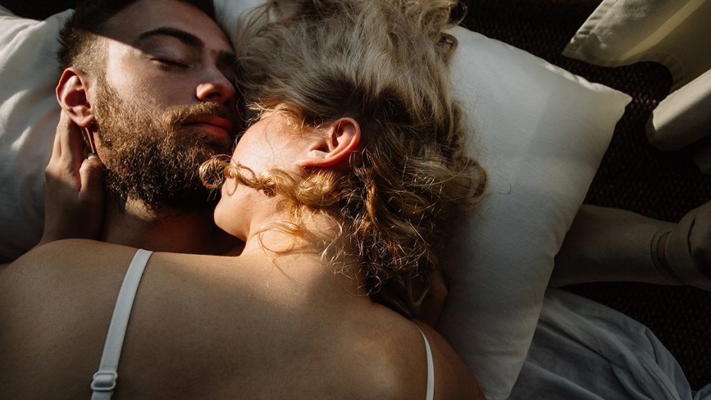 Bedroom Compatibility: Taurus Man In Bed With Leo Woman