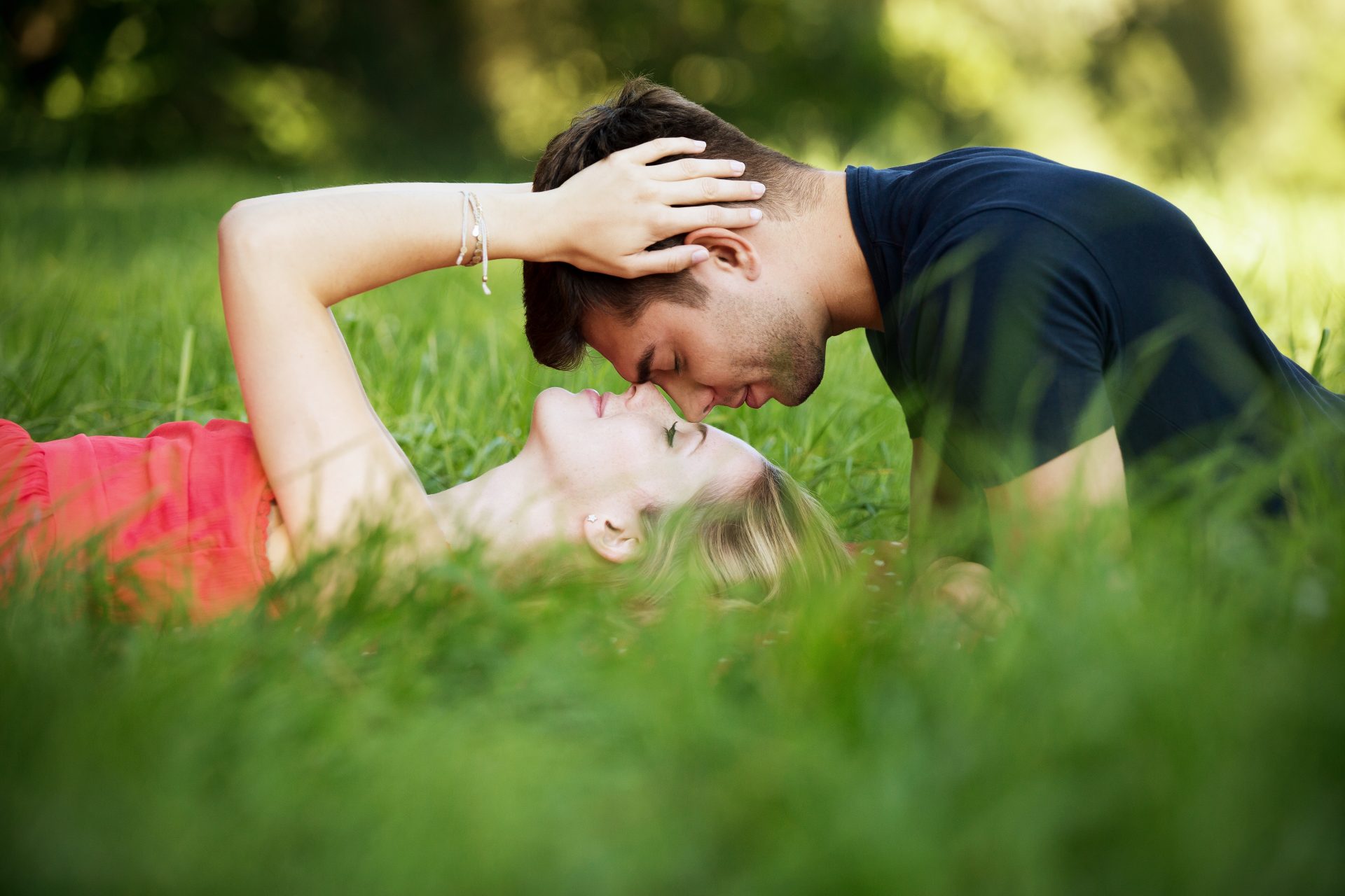 Taurus Man Pisces Woman Love at First Sight: How to Tell for Sure?